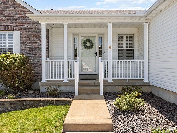 3rd image of 5110 Georgine Dr