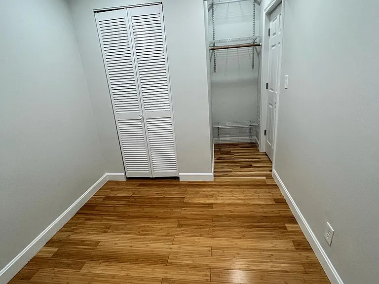 198 Chelsea St #3 — Photo 4