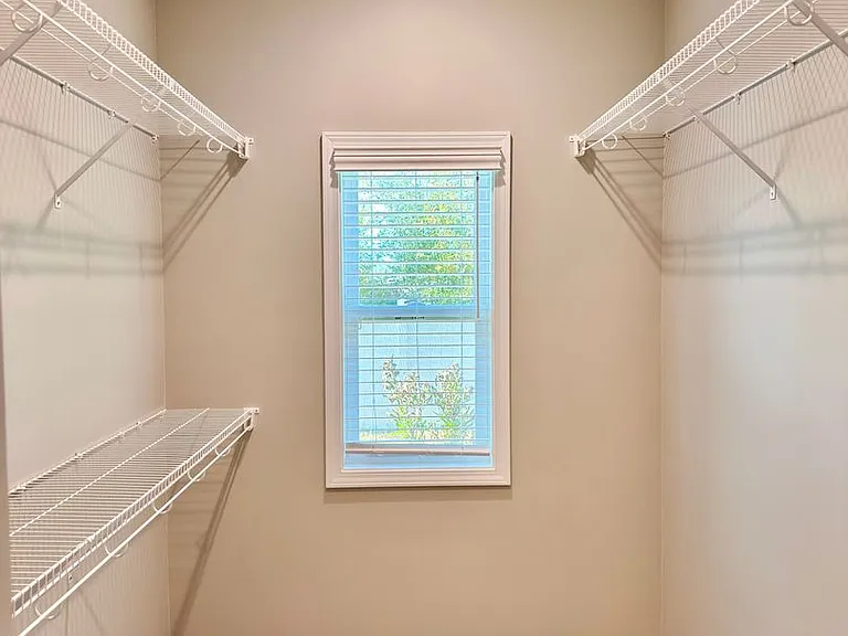 142 The Villas Way — Photo 11