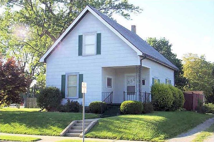 1st image of 1008 Sloan St