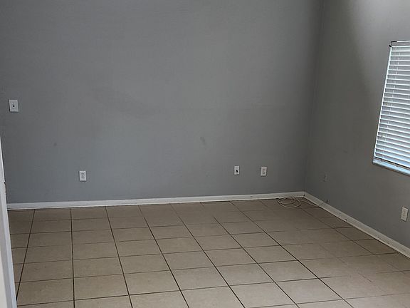 5th image of 57 Chippingwood Ln