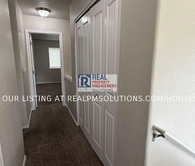 1851 SE Centurion Way — Photo 56
