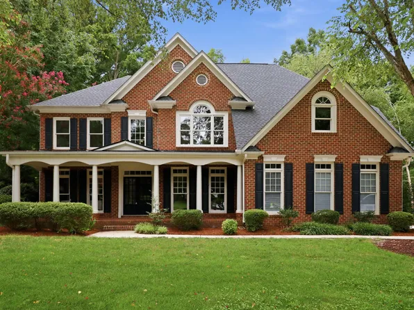 110 Arrowstone Ct, Morrisville, NC 27560