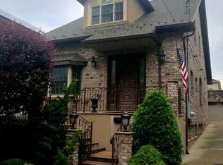37 Liberty Ave, Staten Island, NY 10304