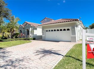 Replat Of Country Lakes, Miramar, FL 33027