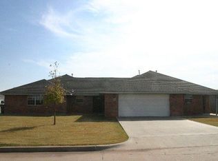 2202 S Bluestone, Stillwater, OK 74074