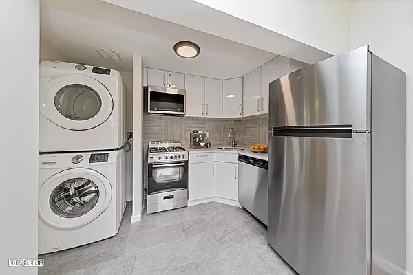 Rented by Citi Habitats | media 10