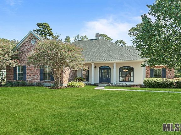 4th image of 18140 Kenner Dr