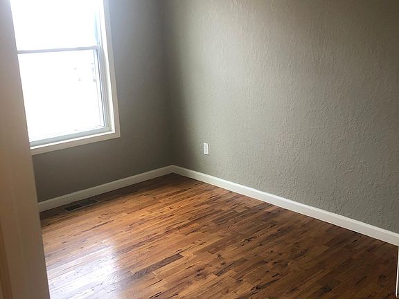 Bedroom #1