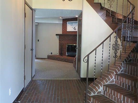 4th image of 3493 Clover Dr