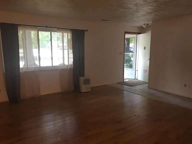 6044 Donnybrook Dr — Photo 12