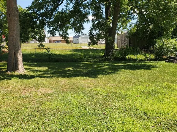 304 W 1st St, Salem, MO 65560