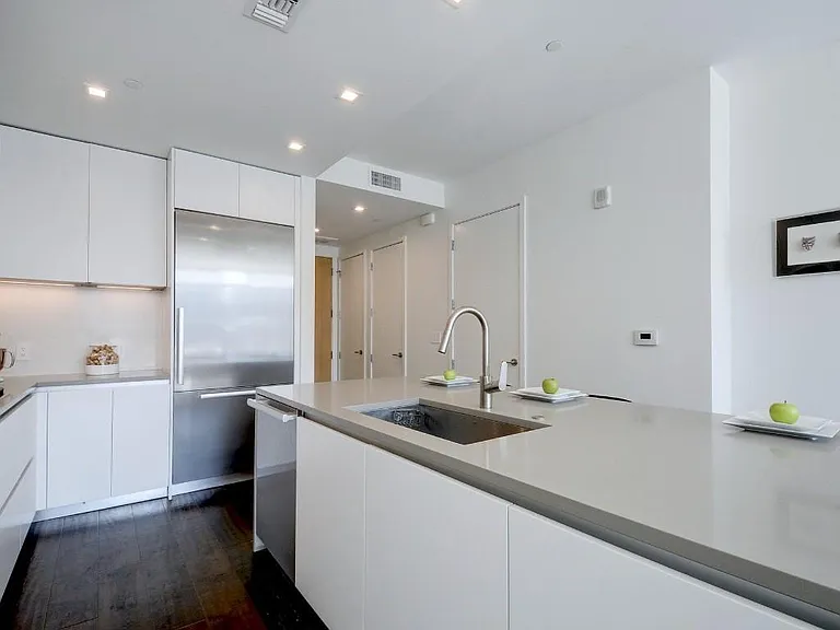 501 West Ave #703 — Photo 9