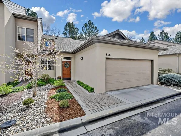 836 E Riverpark Ln, Boise, ID 83706