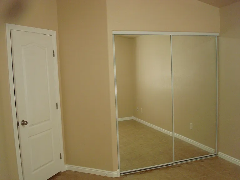 1246 Quicksilver Way — Photo 18