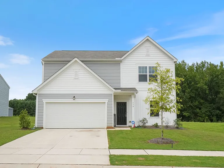 530 Cessna Dr — Photo 2