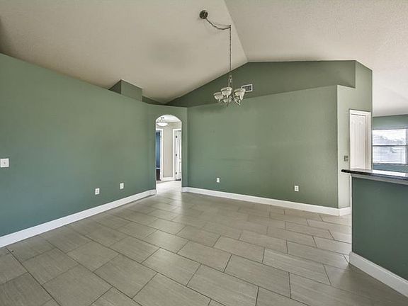 3rd image of 4152 Buttonbush Cir