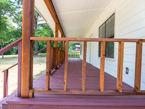 3rd image of 18 Washita Way
