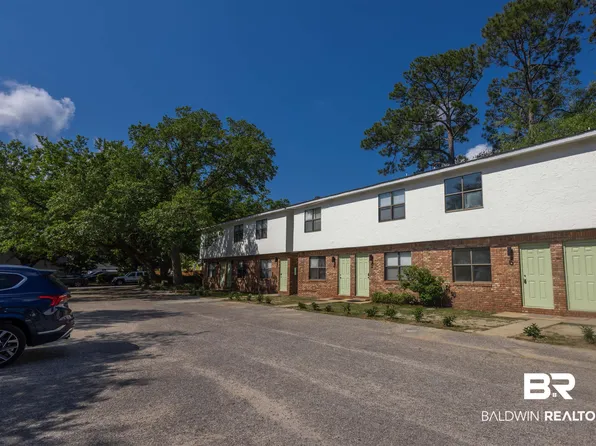 226 E 24th Ave #6, Gulf Shores, AL 36542