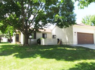 2504 Clayton Blvd, Champaign, IL 61822