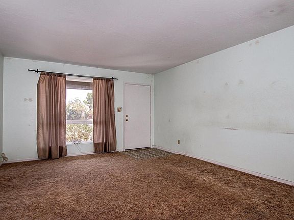 5th image of 8916 W Monterosa St