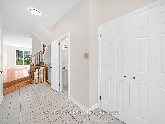 2nd image of 102 Kimberwick Cres