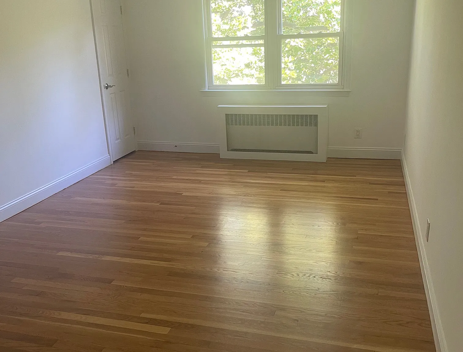 2 bed, 776 sqft, $2,700 — Photo 2