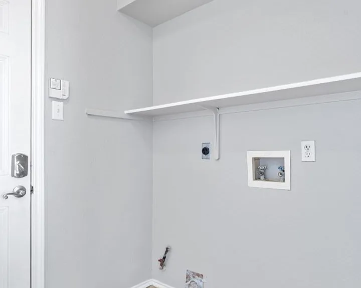 1514 Royce Ln — Photo 21