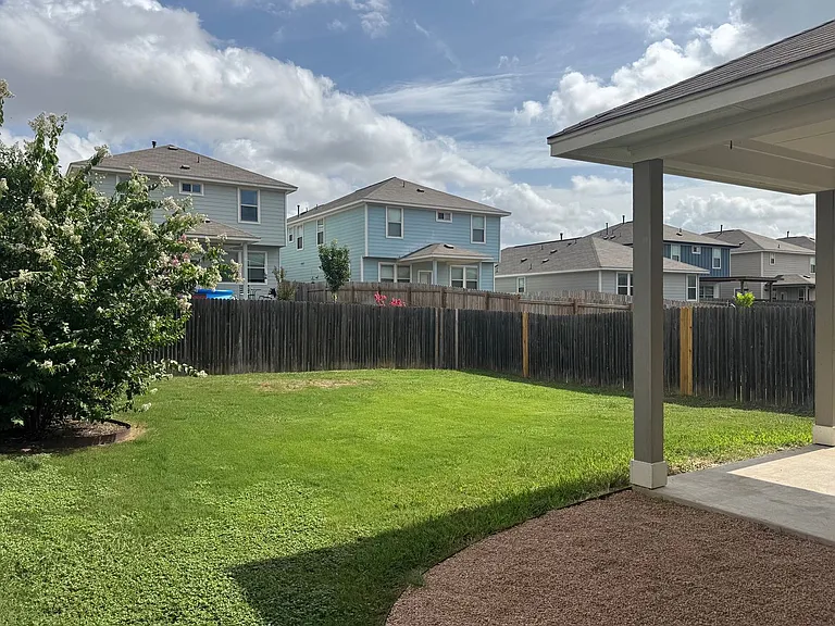 232 Triumph Rd — Photo 16