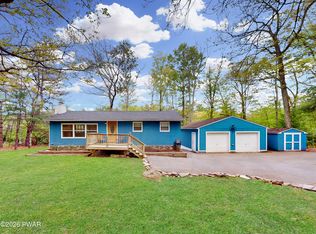 111 Lollipop Ln, Dingmans Ferry, PA 18328