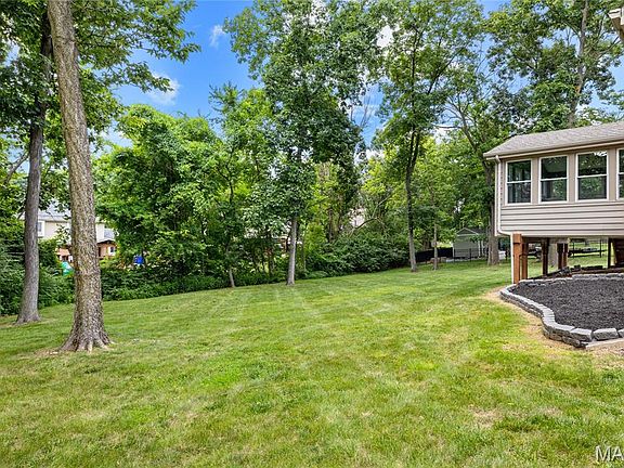 3rd image of 60 Golden Ridge Ct
