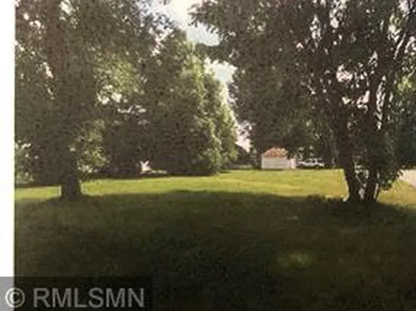 617 Myrtle St, Crookston, MN 56716