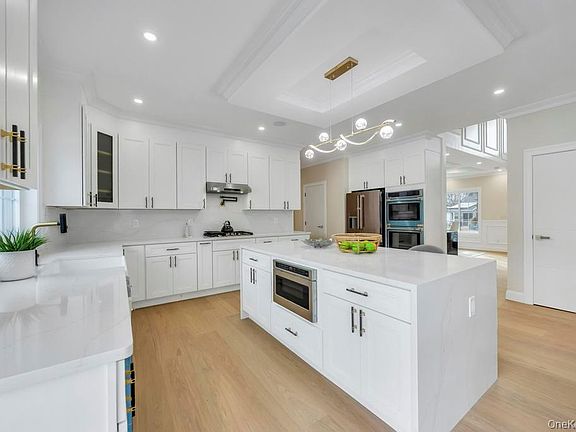 2nd image of 148 Meridian Road