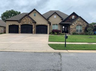 705 Fieldstone Ln, Conway, AR 72034