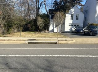 (Undisclosed Address), Annandale, VA 22003