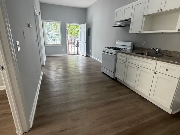 130 N Main St, Paterson, NJ