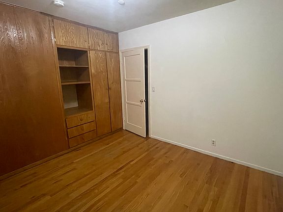 2nd image of 5622 N Earle St #2