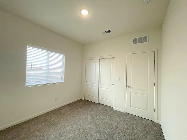 4211 Candle Ct — Photo 10