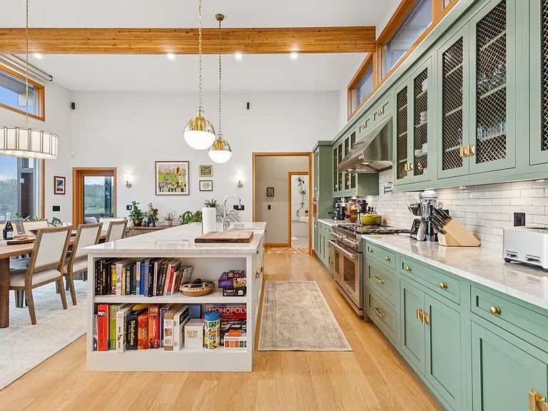 8425 Lee Hwy — Photo 19
