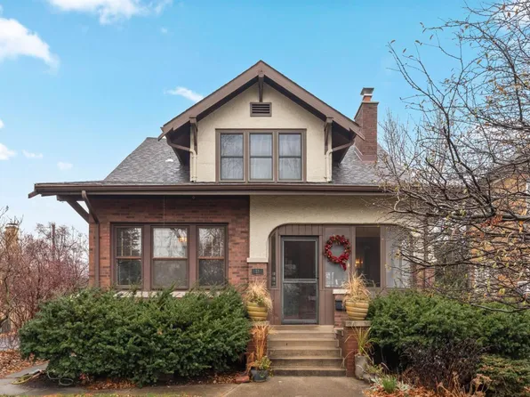 21 Indi Illi Pkwy, Hammond, IN 46324