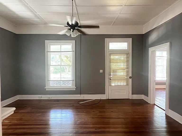 310 Central Ave — Photo 6