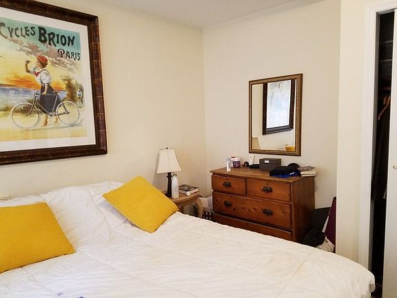 4th image of 27-35 21st St #7D
