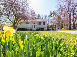 17 Greenfield Dr, Merrimack, NH 03054