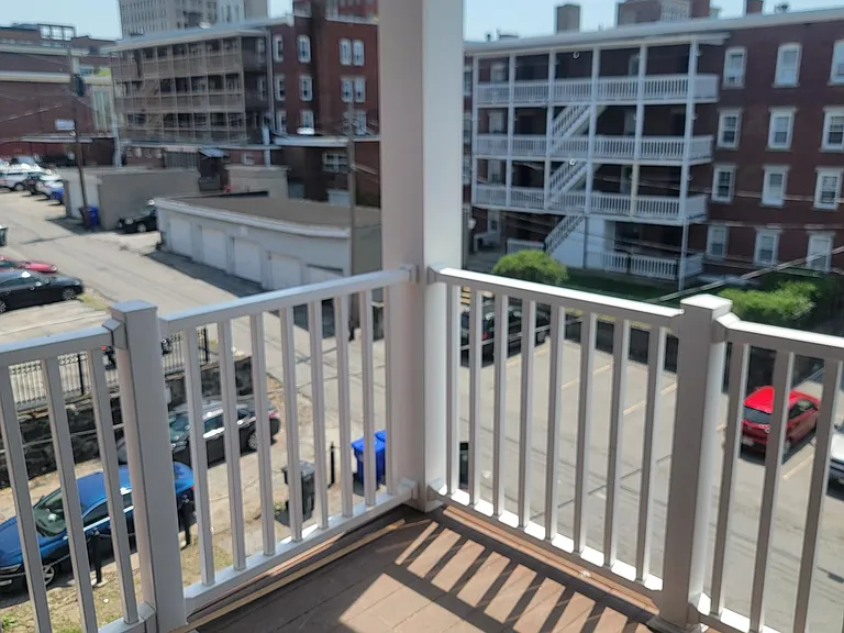 96 Mechanic St #4 — Photo 2