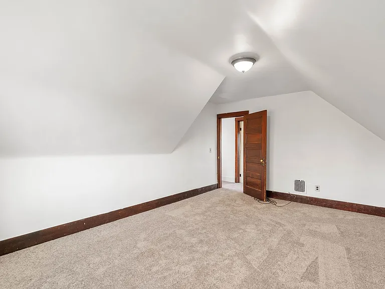 7542 Ormond Street — Photo 22