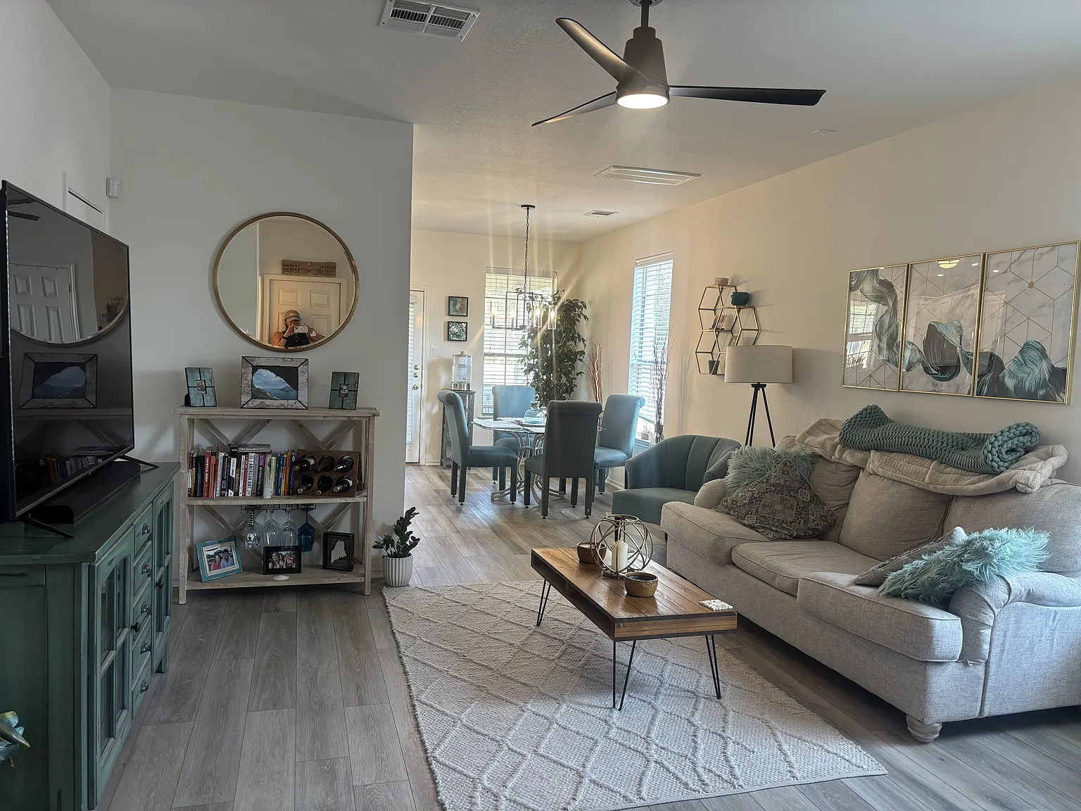 2 bed, 2.5 bath, 1334 sqft, $2,500 — Photo 1