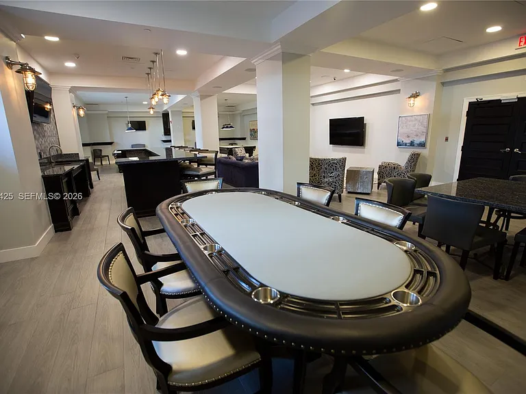 2501 S Ocean Dr #Penthouse 17 — Photo 31