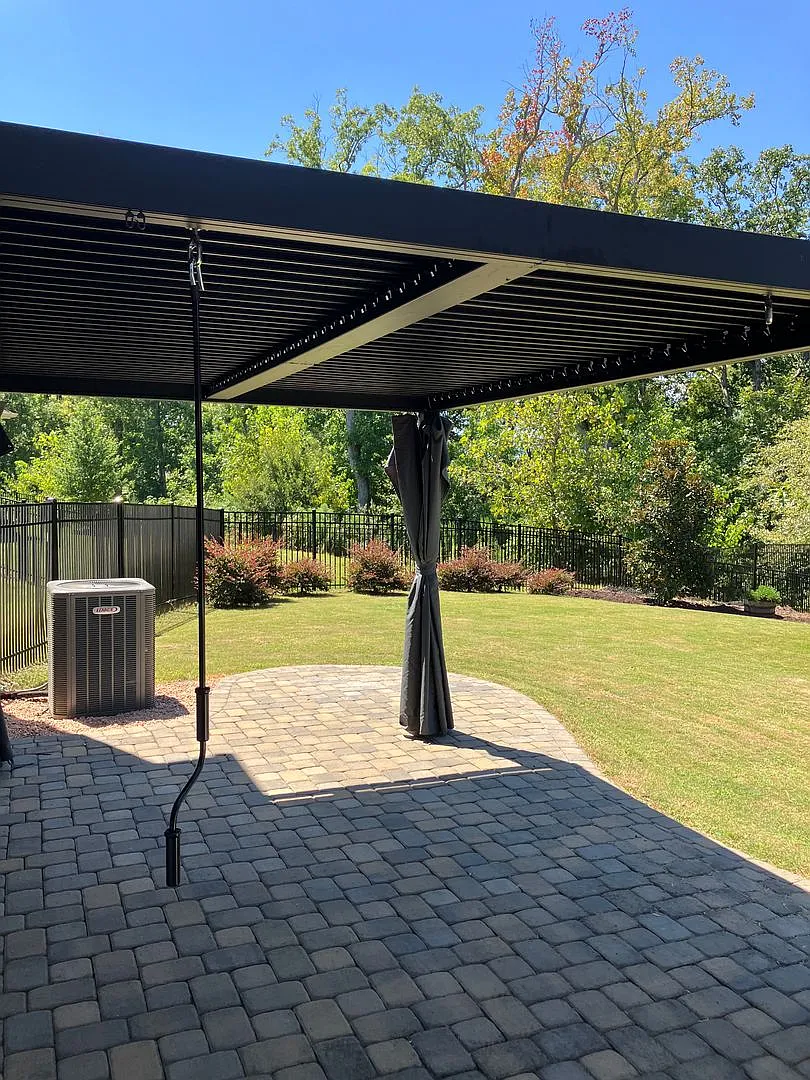 Like new in desirable Magnolia Walk in Huntersville — Photo 4