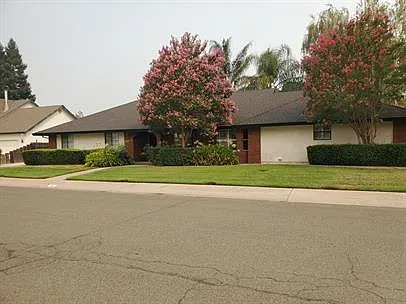 1145 Willow Creek Dr — Photo 2