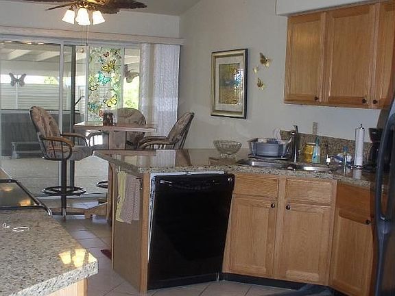 2nd image of 945 Mercer Cir
